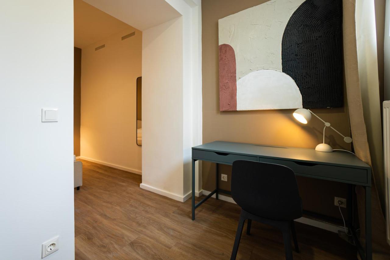 Stylish Apartment With Dedicated Working Space And Super King-Size Bed Located Between City Centre And Donau River Viyana Dış mekan fotoğraf