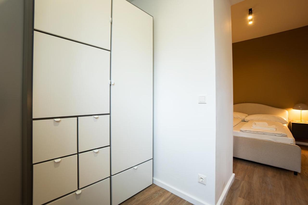 Stylish Apartment With Dedicated Working Space And Super King-Size Bed Located Between City Centre And Donau River Viyana Dış mekan fotoğraf