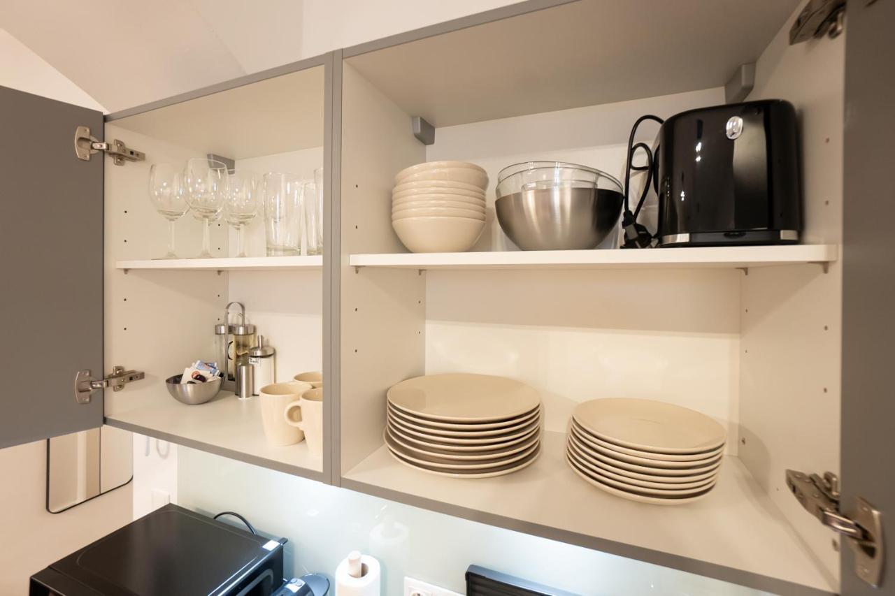 Stylish Apartment With Dedicated Working Space And Super King-Size Bed Located Between City Centre And Donau River Viyana Dış mekan fotoğraf