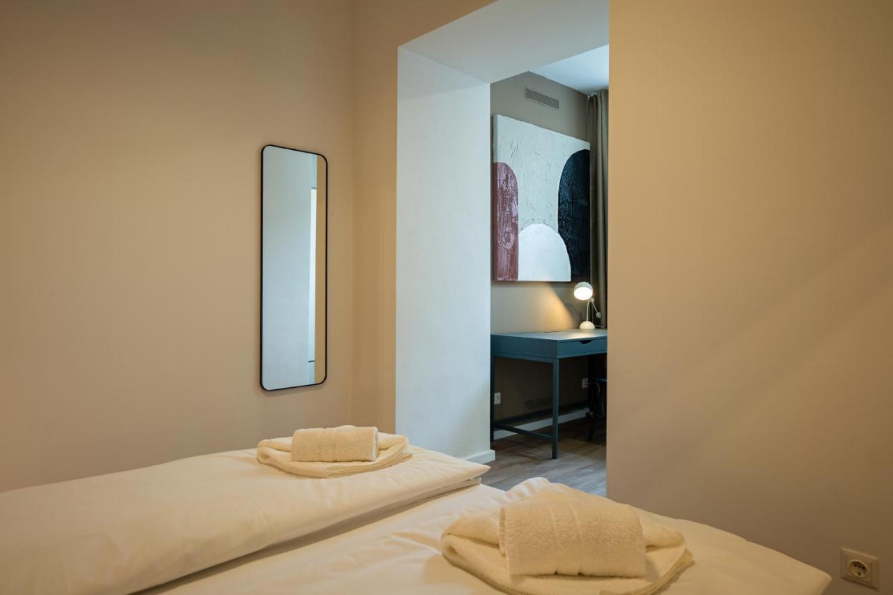 Stylish Apartment With Dedicated Working Space And Super King-Size Bed Located Between City Centre And Donau River Viyana Dış mekan fotoğraf